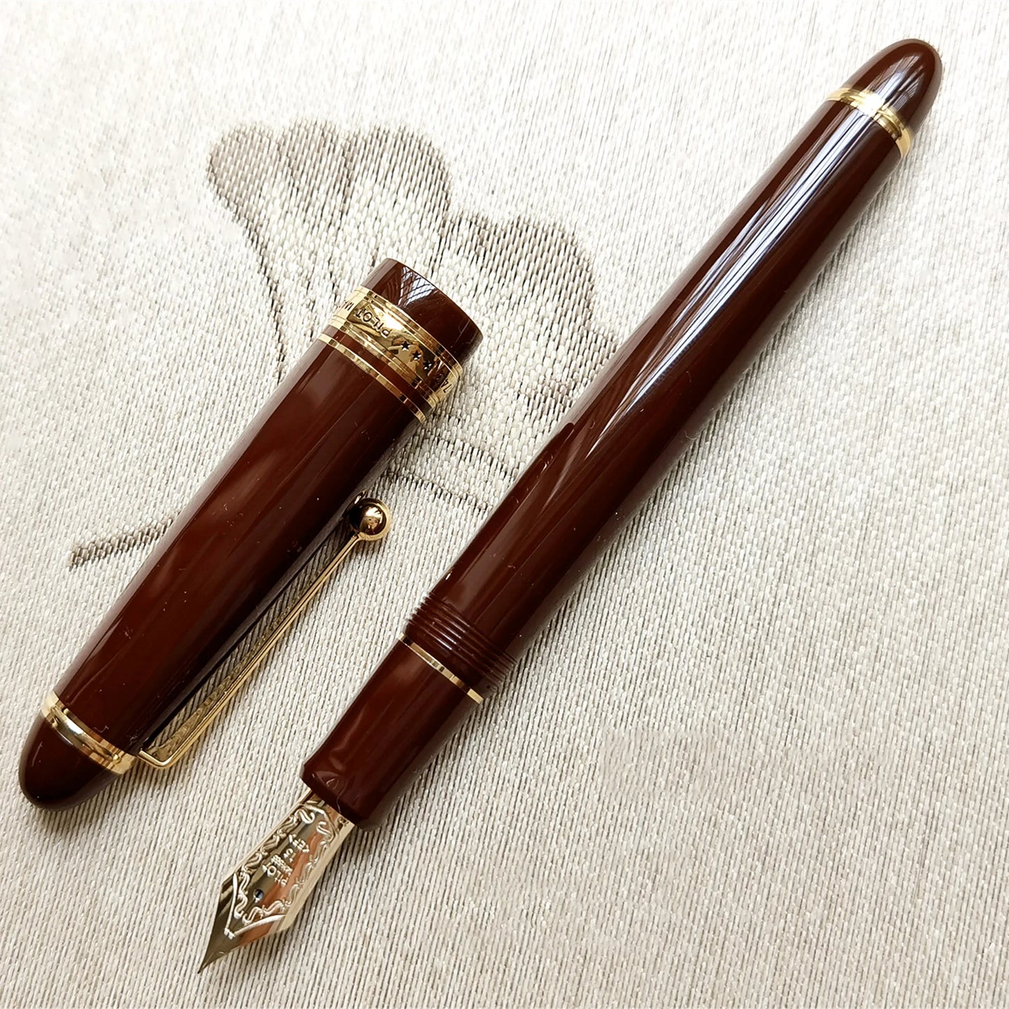 Pilot Fountain Pen Custom 743